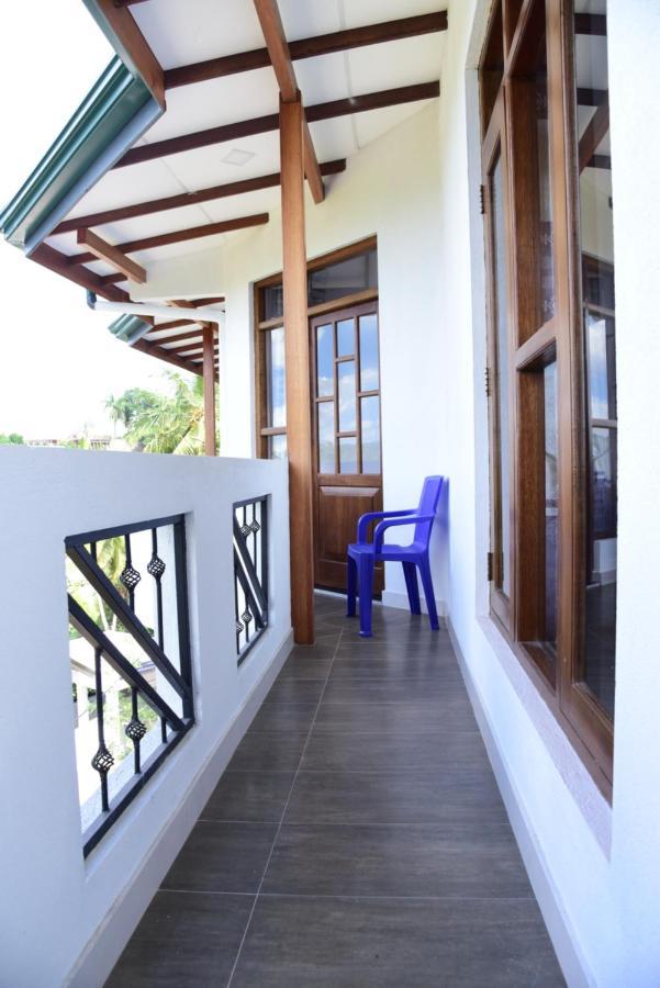 Saru Holiday Apartment - Up To 6 Guests Kandy Buitenkant foto