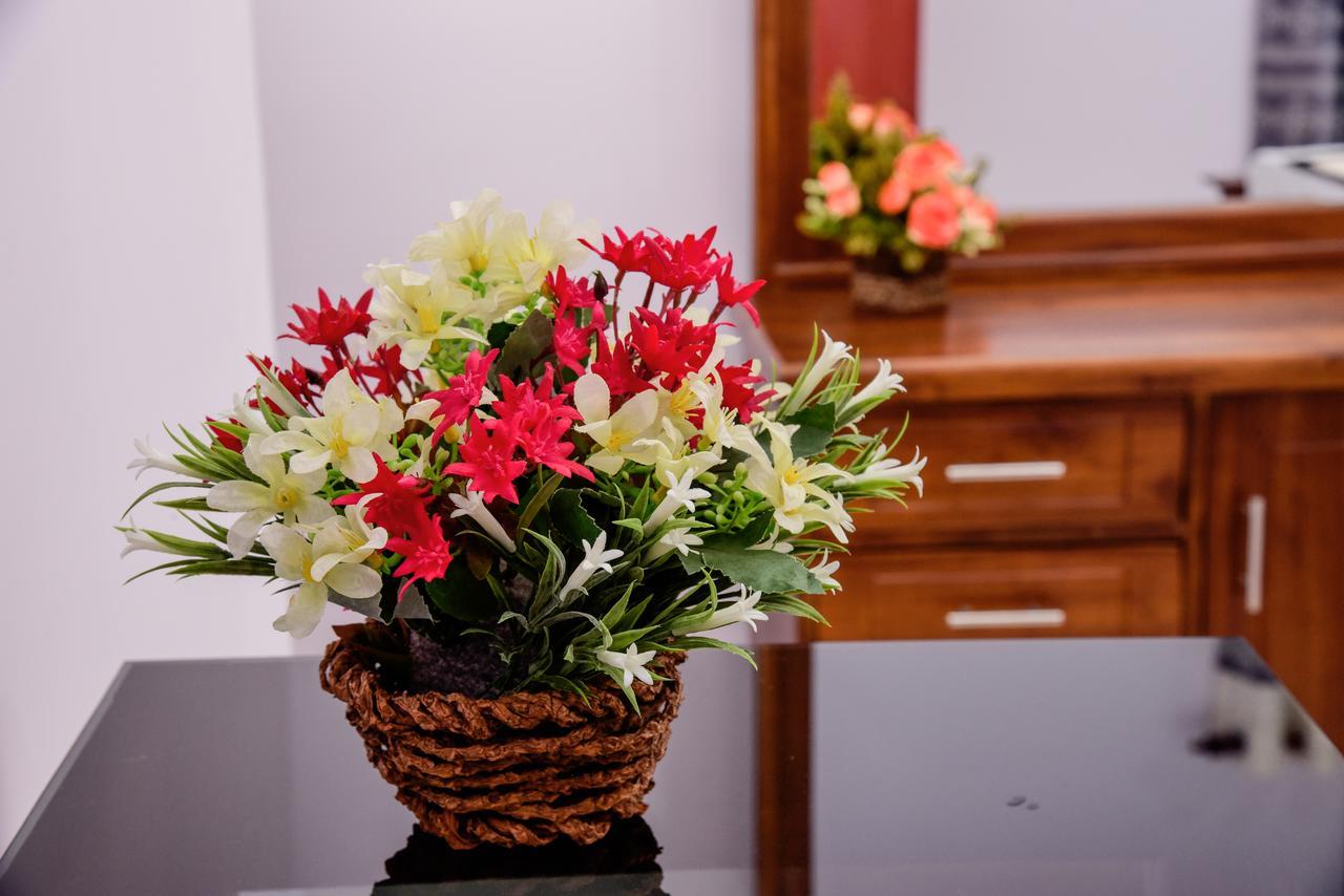 Saru Holiday Apartment - Up To 6 Guests Kandy Buitenkant foto